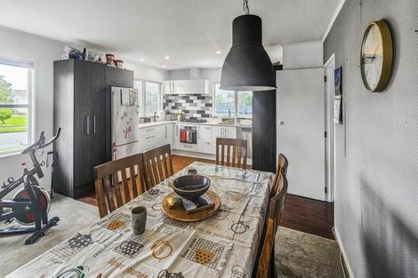 Photo of property in 33 Holyrood Street, Taradale, Napier, 4112