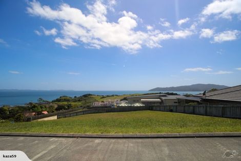 Photo of property in 15 Nancy Wake Place, Cable Bay, 0420