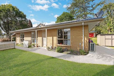 Photo of property in 188a Henderson Valley Road, Henderson, Auckland, 0612