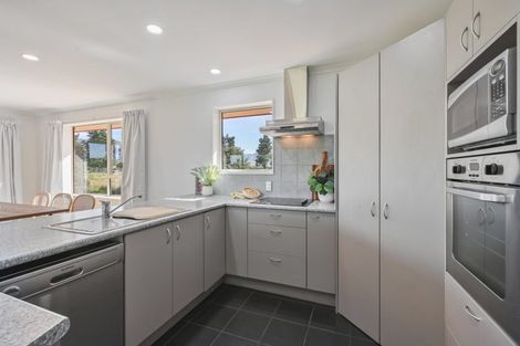 Photo of property in 38 Powells Road, Oxford, 7430