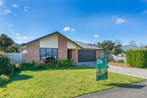 Photo of property in 136 Golden Shore Place, Coromandel, 3506