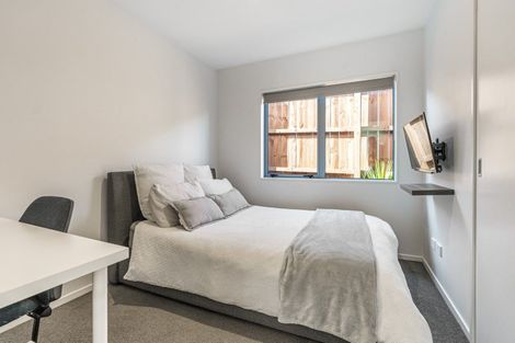 Photo of property in 14 Waikohi Avenue, Glenbrook, 2681