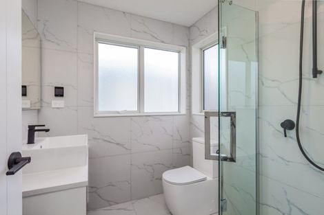 Photo of property in 3b Tui Street, Belmont, Auckland, 0622