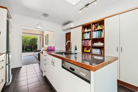 Photo of property in 59 Windermere Road, Papanui, Christchurch, 8053