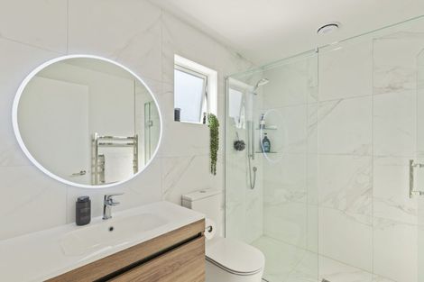 Photo of property in 199a Gill Street, Strandon, New Plymouth, 4312