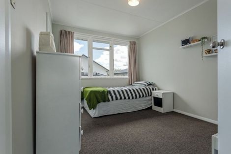 Photo of property in 27 Ferguson Street, Awapuni, Palmerston North, 4412