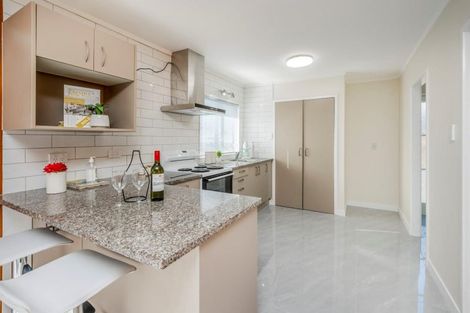 Photo of property in 4 Birdwood Avenue, Papatoetoe, Auckland, 2025