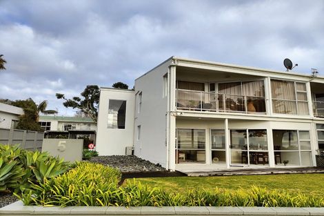 Photo of property in 5a The Esplanade, Eastern Beach, Auckland, 2012