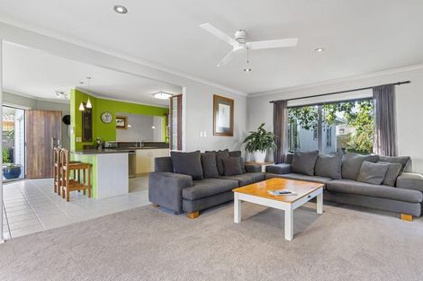 Photo of property in 12 Paua Cove, Papamoa Beach, Papamoa, 3118