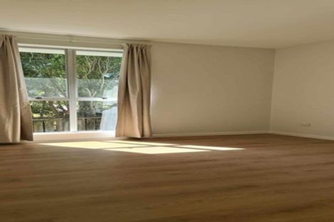 Photo of property in 3 St Margaret Place, West Harbour, Auckland, 0618