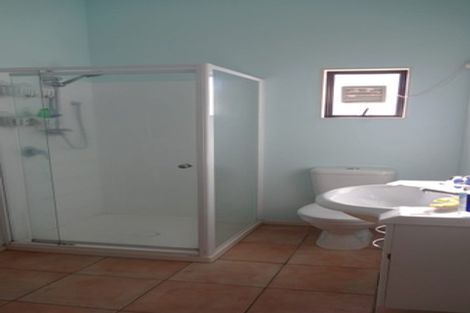 Photo of property in 5p Dryden Place, Mount Wellington, Auckland, 1051