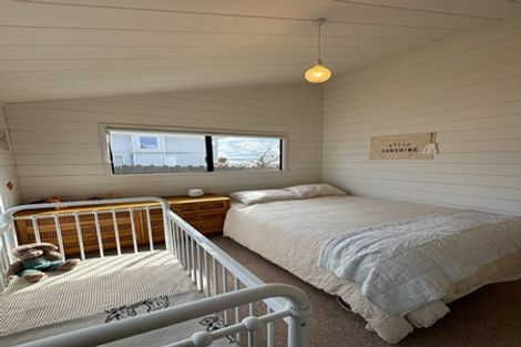 Photo of property in 4 Beach Road, Manly, Whangaparaoa, 0930