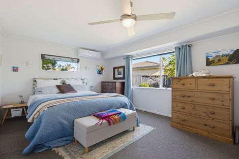 Photo of property in 9 Dalton Drive, Papamoa Beach, Papamoa, 3118