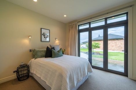 Photo of property in 60 Breaksea Street, Te Anau, 9600