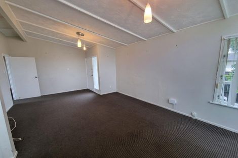 Photo of property in 111 Weymouth Road, Manurewa, Auckland, 2102