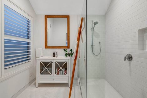 Photo of property in 6 Parkview Drive, Gulf Harbour, Whangaparaoa, 0930