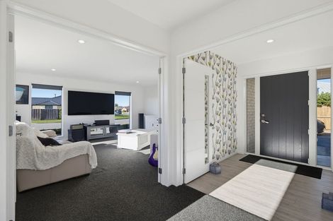 Photo of property in 25 Gilchrist Place, Kaiapoi, 7630