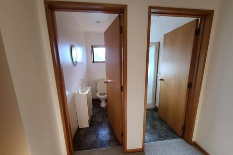 Photo of property in 8 Argyle Place, Highlands Park, New Plymouth, 4312