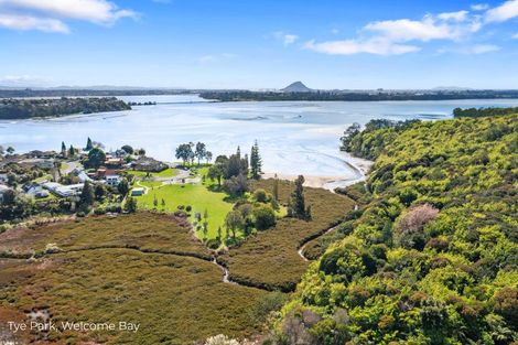 Photo of property in 41 Dingadee Street, Welcome Bay, Tauranga, 3112