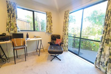 Photo of property in 52a Birdwood Road, Swanson, Auckland, 0612