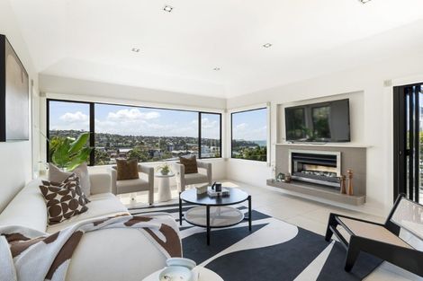 Photo of property in 34 Browns Bay Road, Rothesay Bay, Auckland, 0630