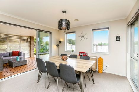 Photo of property in 86 Karamea Street, Whalers Gate, New Plymouth, 4310