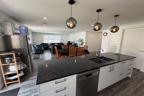 Photo of property in 34 Thomson Grove, Stokes Valley, Lower Hutt, 5019