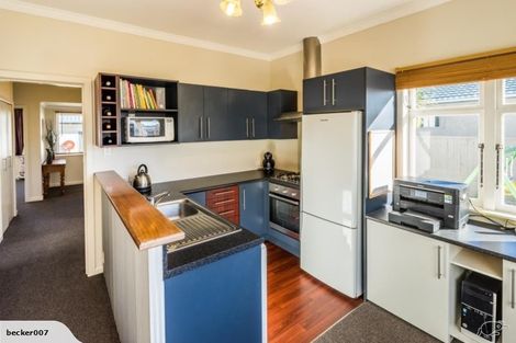 Photo of property in 41 Saint Ronans Avenue, Waterloo, Lower Hutt, 5011