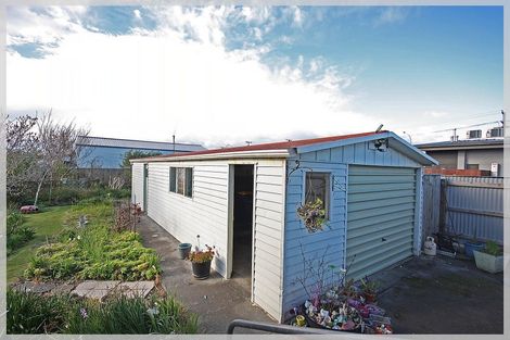 Photo of property in 23 Cook Street, Foxton, 4814
