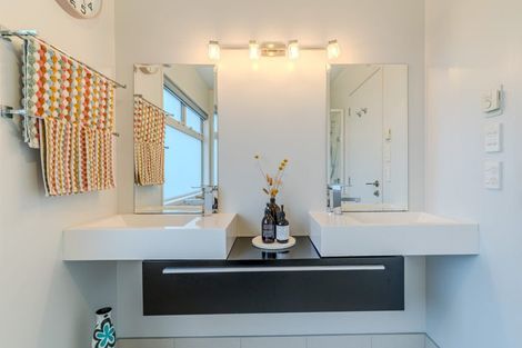 Photo of property in 27 Gilkison Street, Halfway Bush, Dunedin, 9010