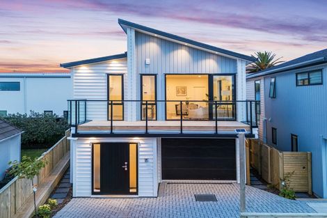 Photo of property in 95c Swanson Road, Henderson, Auckland, 0610