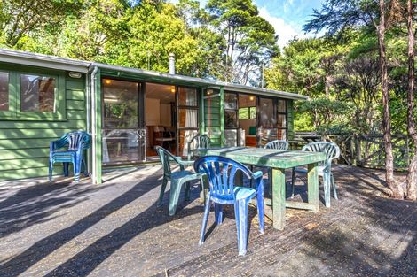 Photo of property in 9 Adlor Hill Road, Port Charles, Coromandel, 3584