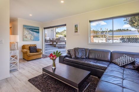 Photo of property in 115 Rangi Avenue, Whangamata, 3620