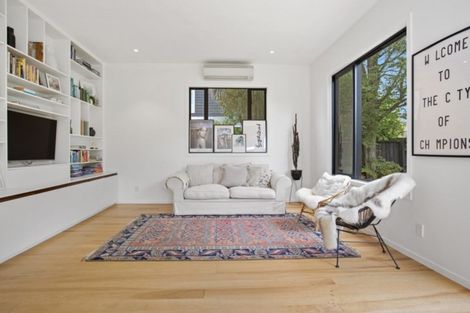 Photo of property in 31 Kinloch Street, St Albans, Christchurch, 8014