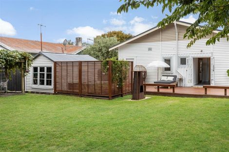 Photo of property in 1 Casey Avenue, Fairfield, Hamilton, 3214