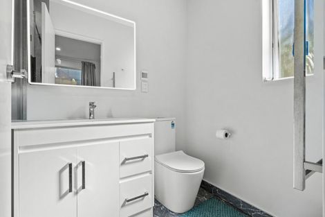Photo of property in 40d Tomo Street, New Lynn, Auckland, 0600