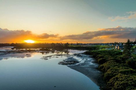 Photo of property in 45 Evergreen Parade, Rosehill, Papakura, 2113