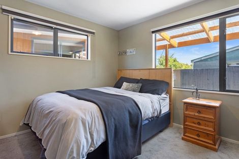 Photo of property in 14 Bunting Place, Woodend, 7610