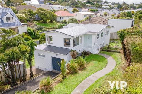 Photo of property in 2 Ironside Road, Johnsonville, Wellington, 6037