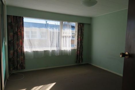 Photo of property in 35 Hillside Drive, Maoribank, Upper Hutt, 5018