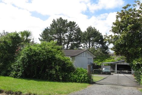 Photo of property in 2 Anzac Valley Road, Waitakere, Auckland, 0816