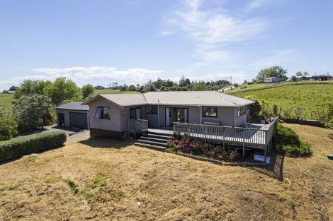 Photo of property in 19 Kerr Road, Parua Bay, Onerahi, 0192