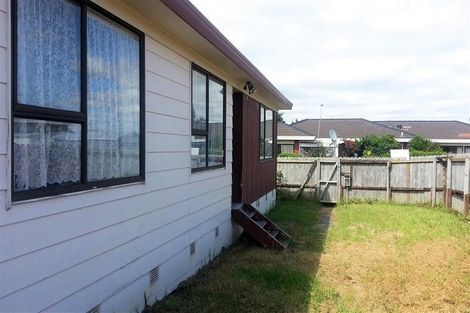 Photo of property in 3/22 Trimdon Street, Randwick Park, Auckland, 2105