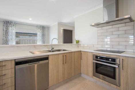 Photo of property in 13 Eastbank Drive, Katikati, 3129