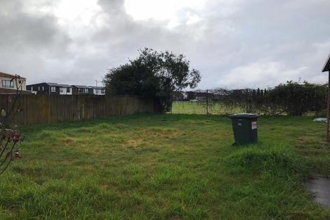 Photo of property in 40 Arimu Road, Papakura, 2110