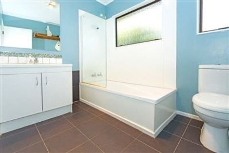 Photo of property in 47a Matai Road, Stanmore Bay, Whangaparaoa, 0932