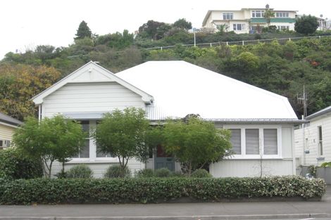 Photo of property in 137 Carlyle Street, Napier South, Napier, 4110