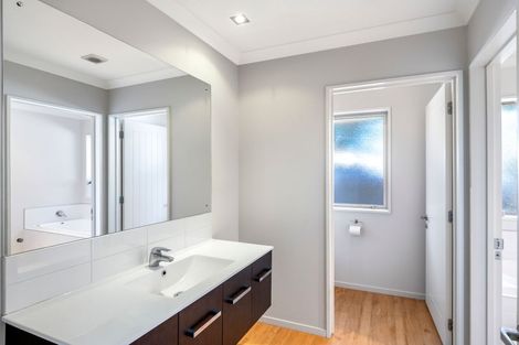 Photo of property in 12 Hawthorn Mews, Rangiora, 7400