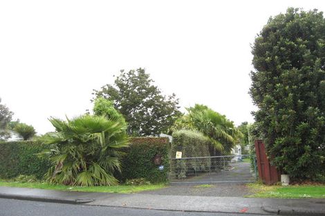 Photo of property in 131 Chichester Drive, Rosehill, Papakura, 2113