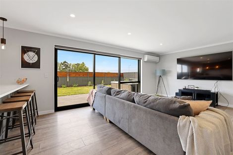 Photo of property in 12 Whincops Road, Halswell, Christchurch, 8025